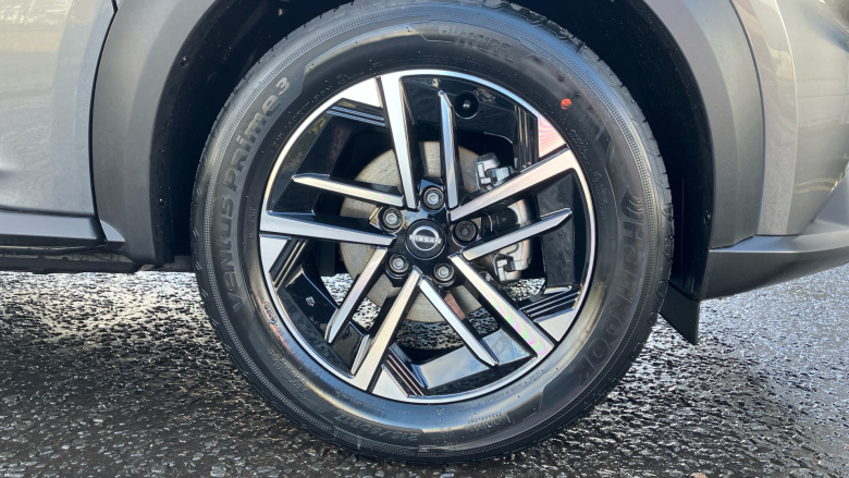 Nissan Juke 1.0 DiG-T N-Connecta 5dr Petrol Hatchback